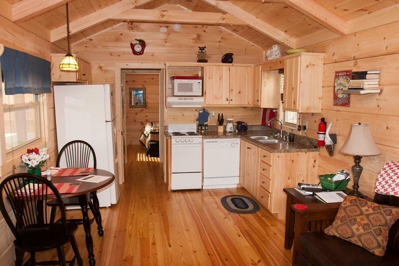 Pine Gables Cabins Villa Lake Lure Exterior foto